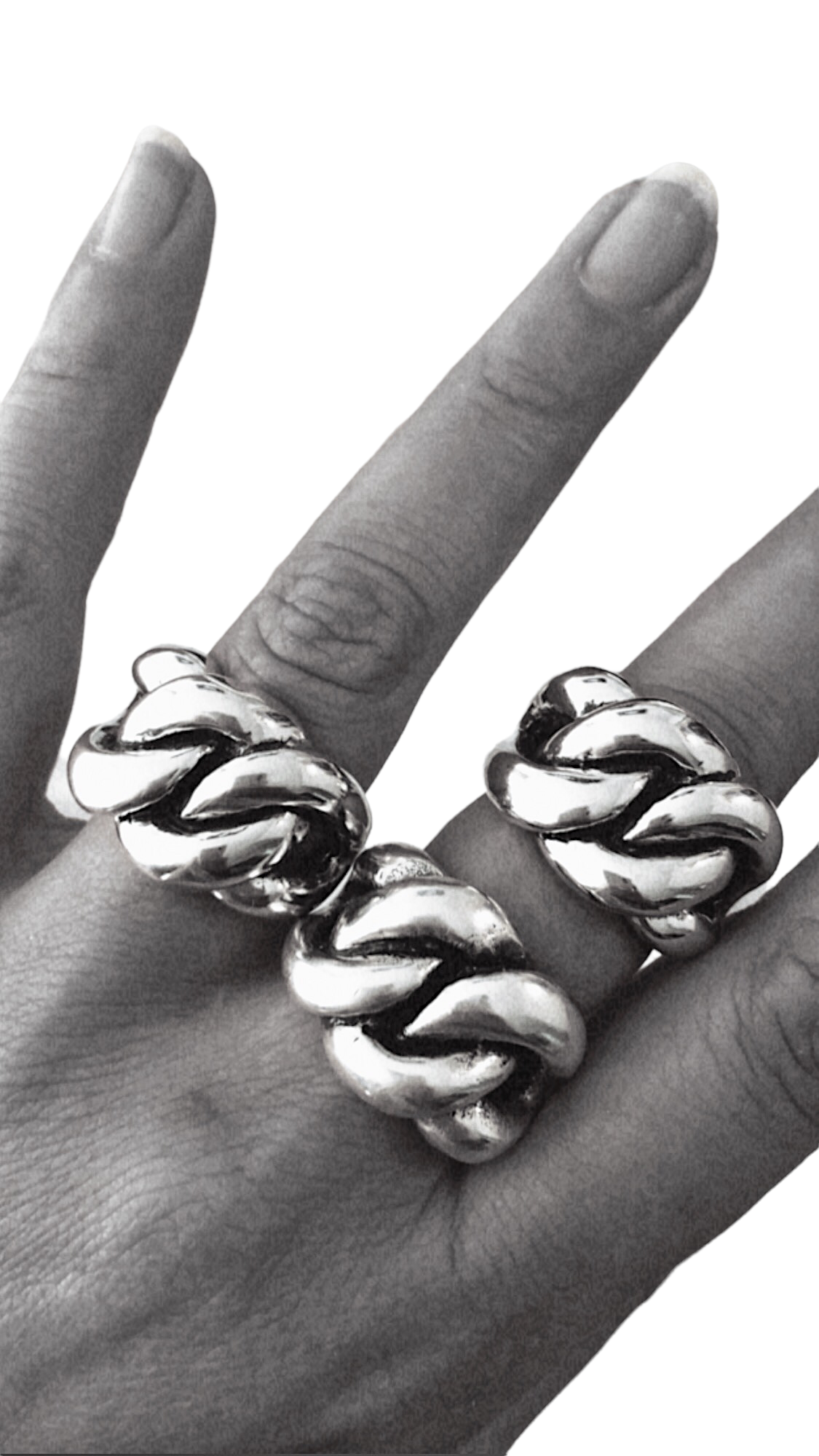 KNOT RING