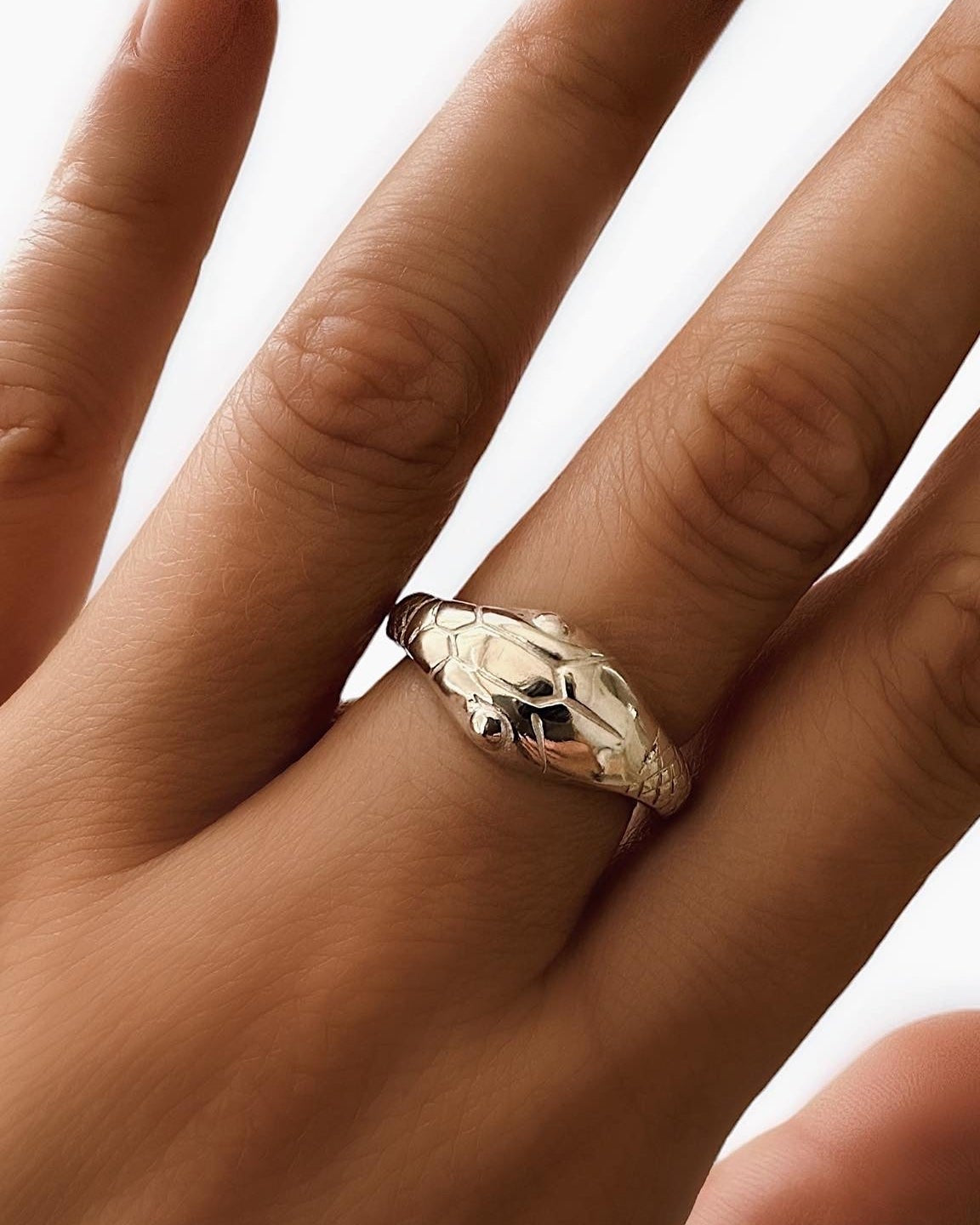 ONE HEADED SNAKE RING