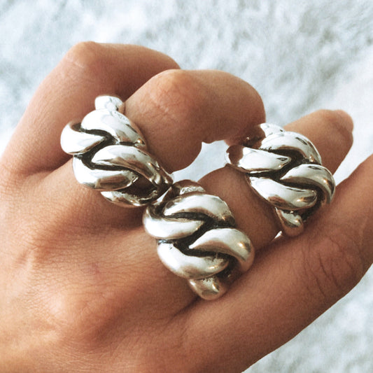 Knot Ring