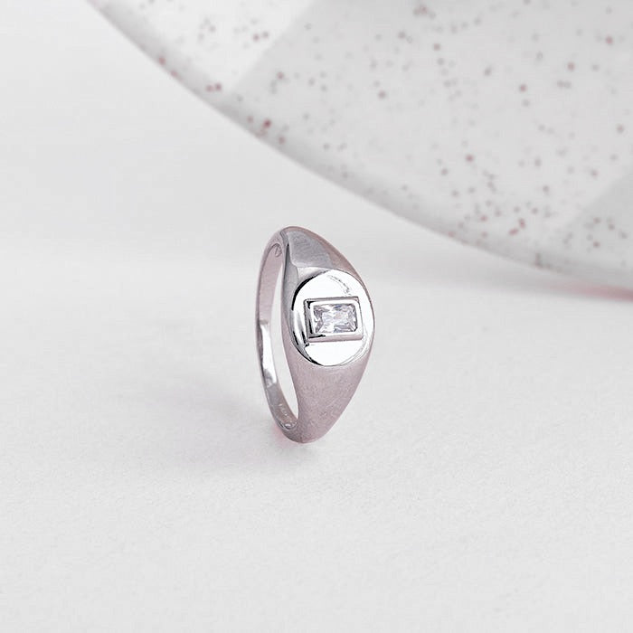 Signet ring with diamond center
