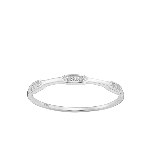 Pretty Petit Ring